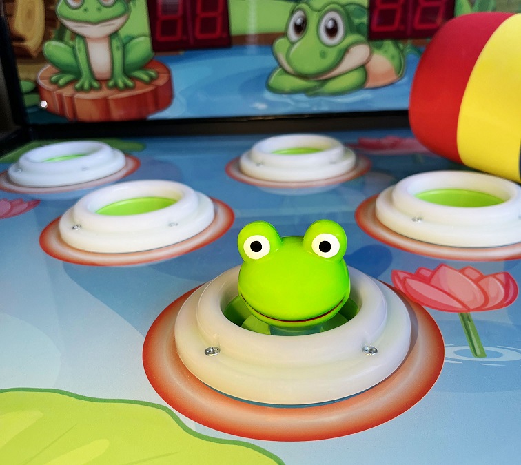 Dreamcade® Ribbit Riot zoomed in